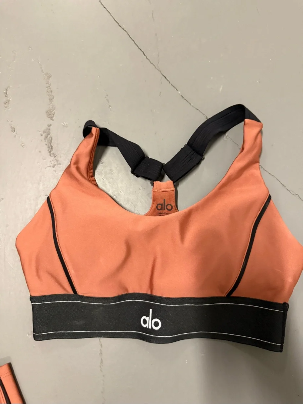 ALO Yoga Women's Rust Orange Leggings and Sports Bra Set